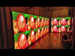 Wandmontage van een vast LED-display voor reclame met 960 x 960 mm kastgrootte en full color