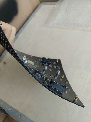 Binnen Flexibel Geleid Vertoningsp4 62500 Pixel/M2 Dichtheids voor Volledige Kleur 2121 van SMD Zwarte Lamp