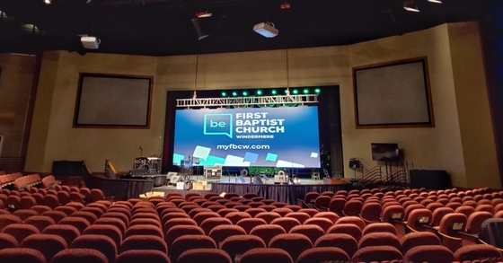 Conferentie Studio Kerk Indoor LED Display P1.86 met hoge helderheid en snelle opstelling