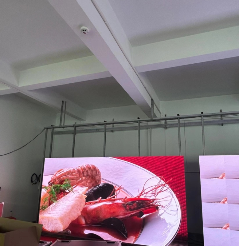 Outdoor Rental LED Display P4.81 Die-Casting Cabinet SMD 1921 Refresh Rate 8000-10000nits Voor het podium